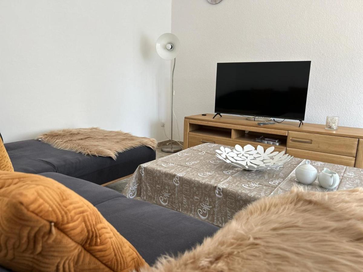 Apartamento Gemuetliches Familienhaus - Fuehlt Euch Wohl Oldenburg Exterior foto