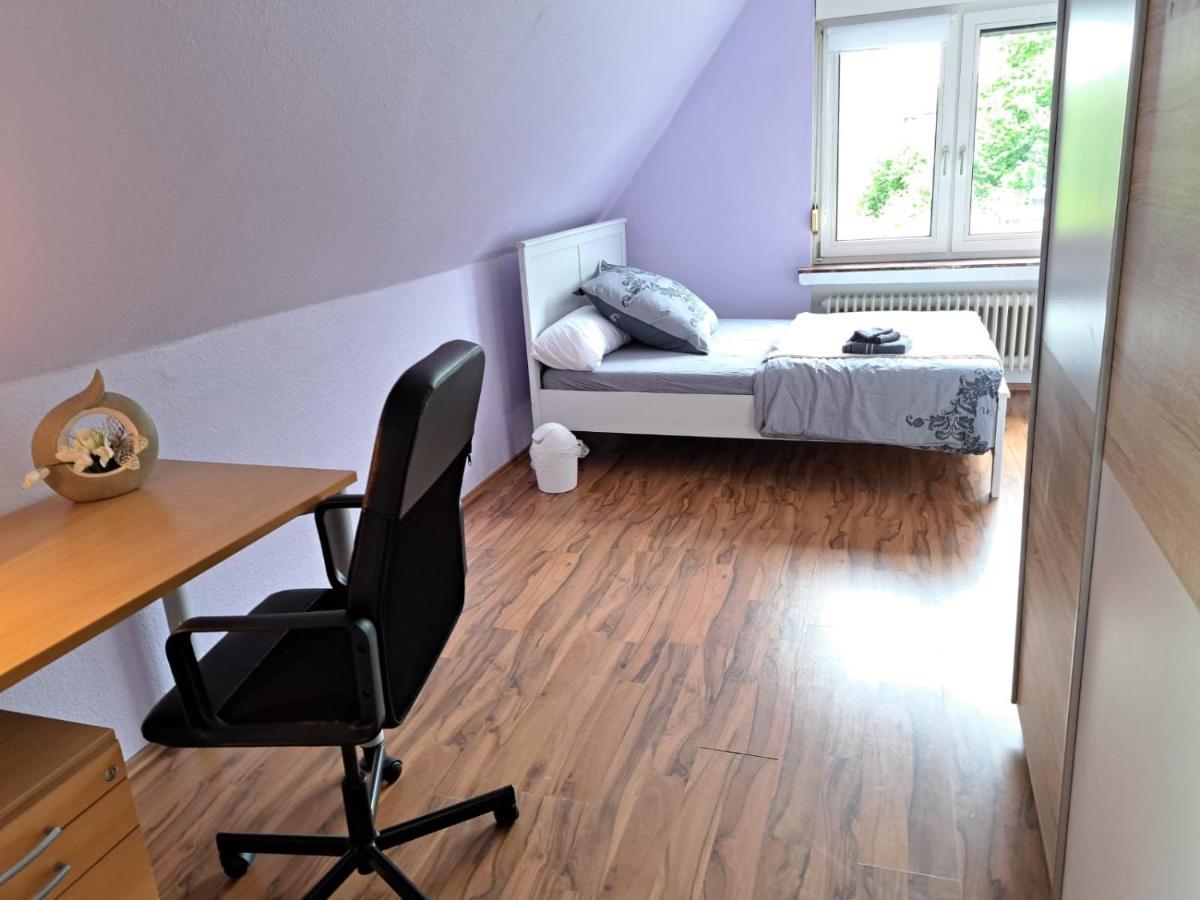Apartamento Gemuetliches Familienhaus - Fuehlt Euch Wohl Oldenburg Exterior foto