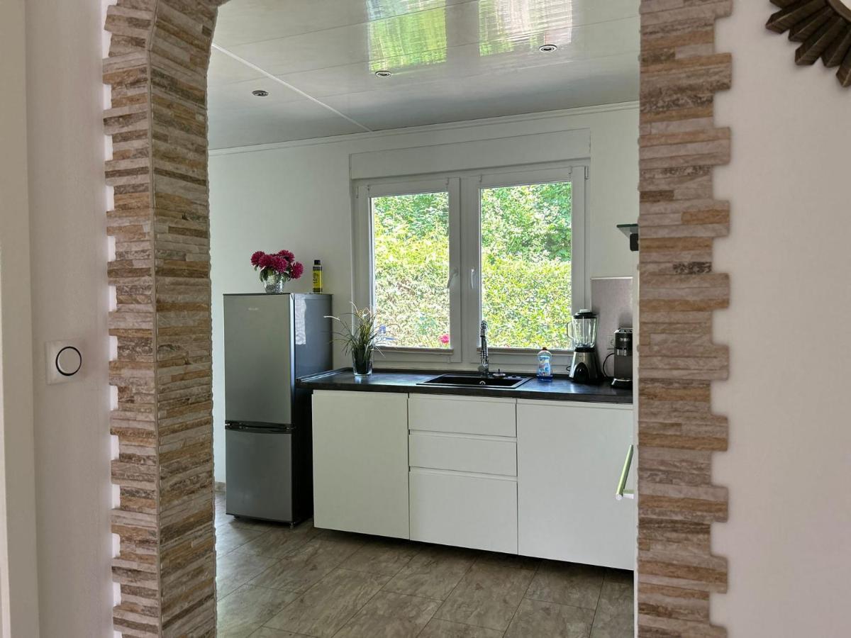 Apartamento Gemuetliches Familienhaus - Fuehlt Euch Wohl Oldenburg Exterior foto