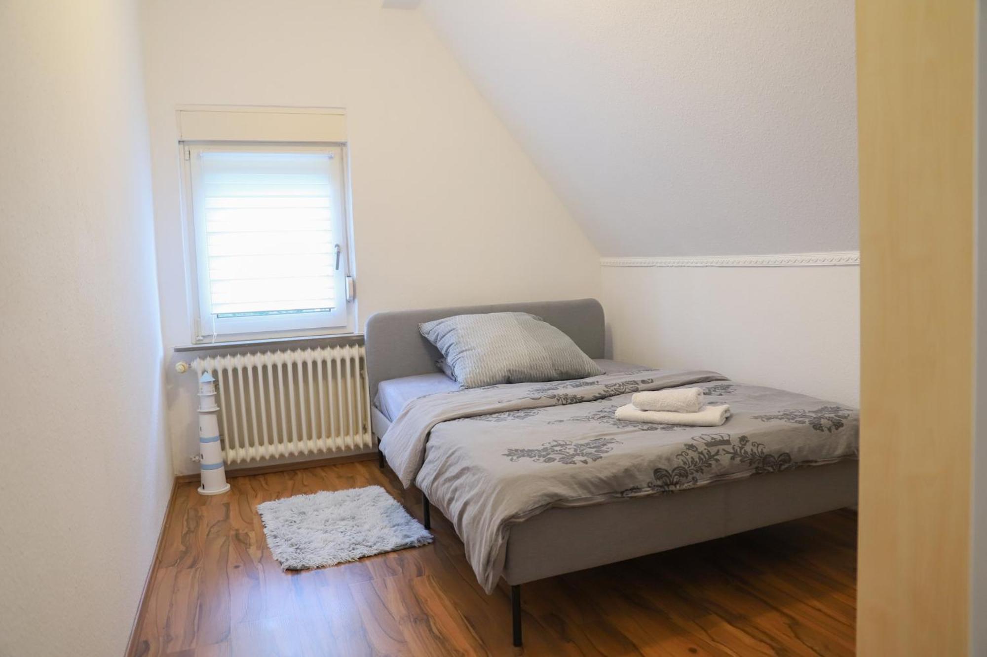 Apartamento Gemuetliches Familienhaus - Fuehlt Euch Wohl Oldenburg Exterior foto